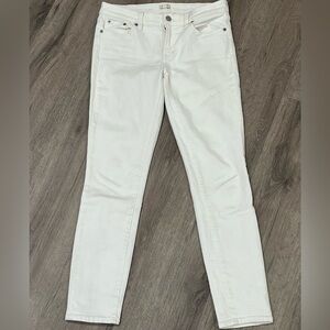 EUC Women’s J. Crew US 26/28 Stretch Classic Staple White Jeans Pants Denim